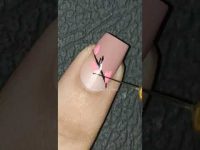 #shorts #nailart Easy Nail Art Idea 💅🏻#nailart #shorts #easynailart