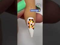 Easy and simple nail design #shorts #nailart #nails #shortvideo #short #ytshorts #viral #explorepage