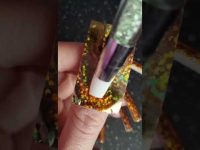 Foil nail art tutorial with gold ✨️ on natural long nails 💅🏻