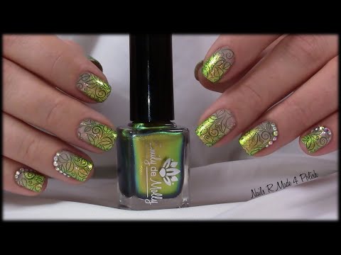Spring Nailart With Leaves / Easy Nail Art Design For Beginners For Short Nails