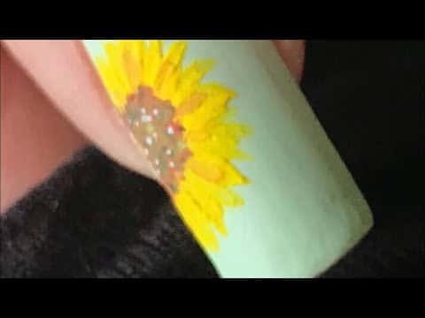 SUNFLOWER NAIL ART TUTORIAL 🌻 | Flower Nailart