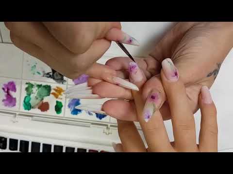 Aquarelle Flower Nailart